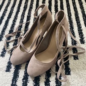 BCBG | Taupe Suede Heels | GUC